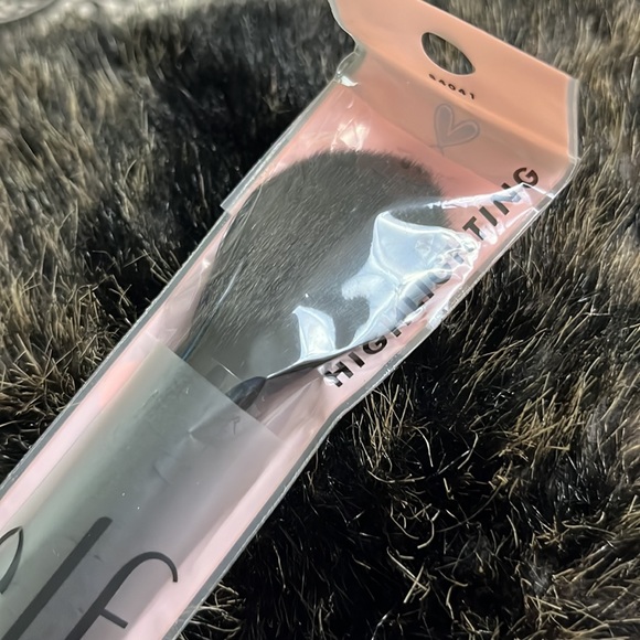 Makeup bundle - Picture 8 of 11